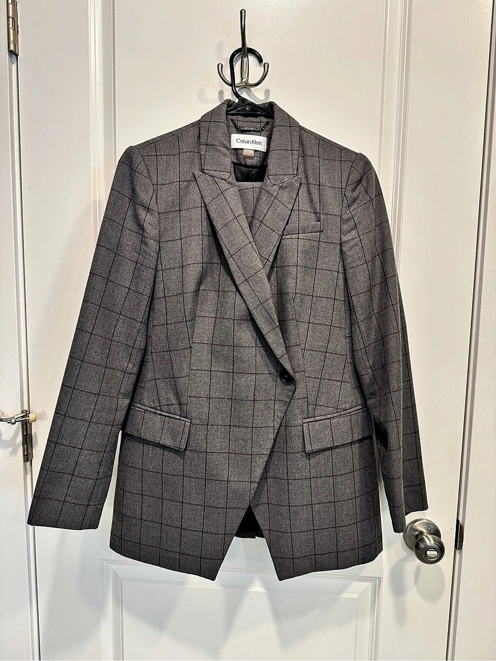 Calvin Klein Plaid Blazer Gray Size 6 Like New